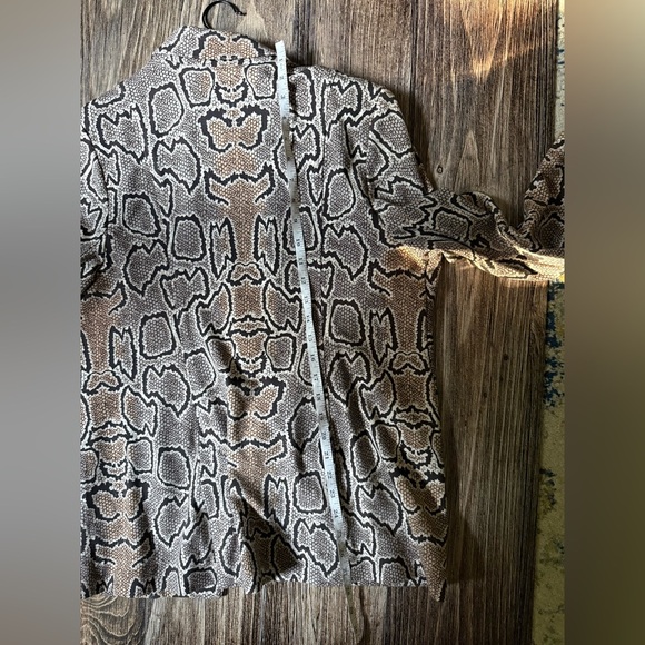 CABI Python Snakeskin Brown Ponte Knit Double Breasted Blazer Jacket 12 - Picture 7 of 12